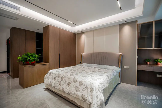 146㎡四居改大三居,主臥加入衣帽間,享受來(lái)自大套房的舒適